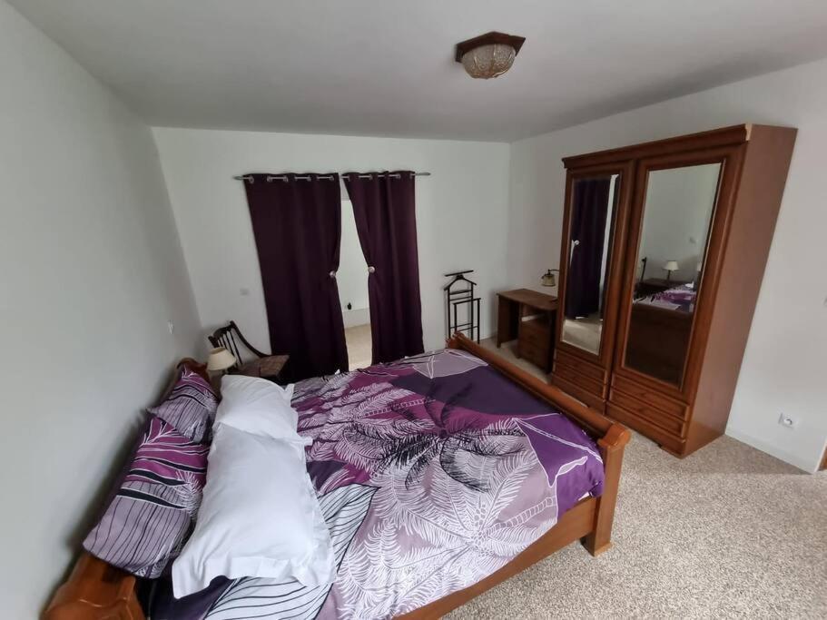 Vakantiehuis Maison 8-10 Personnes *